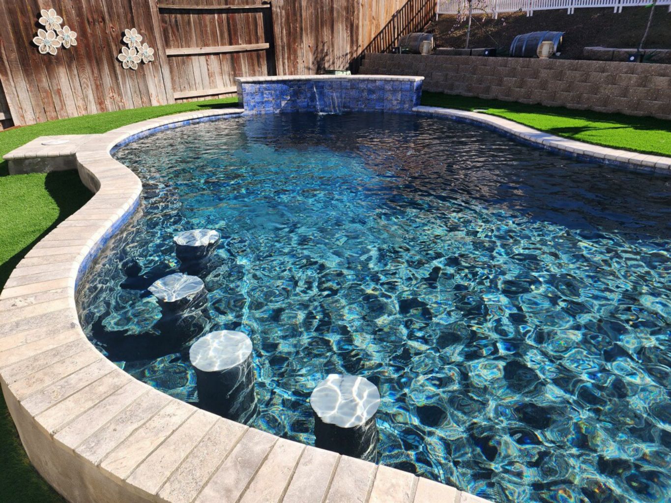 pixomatic_1675202894725 | Cookie Cutter Pools